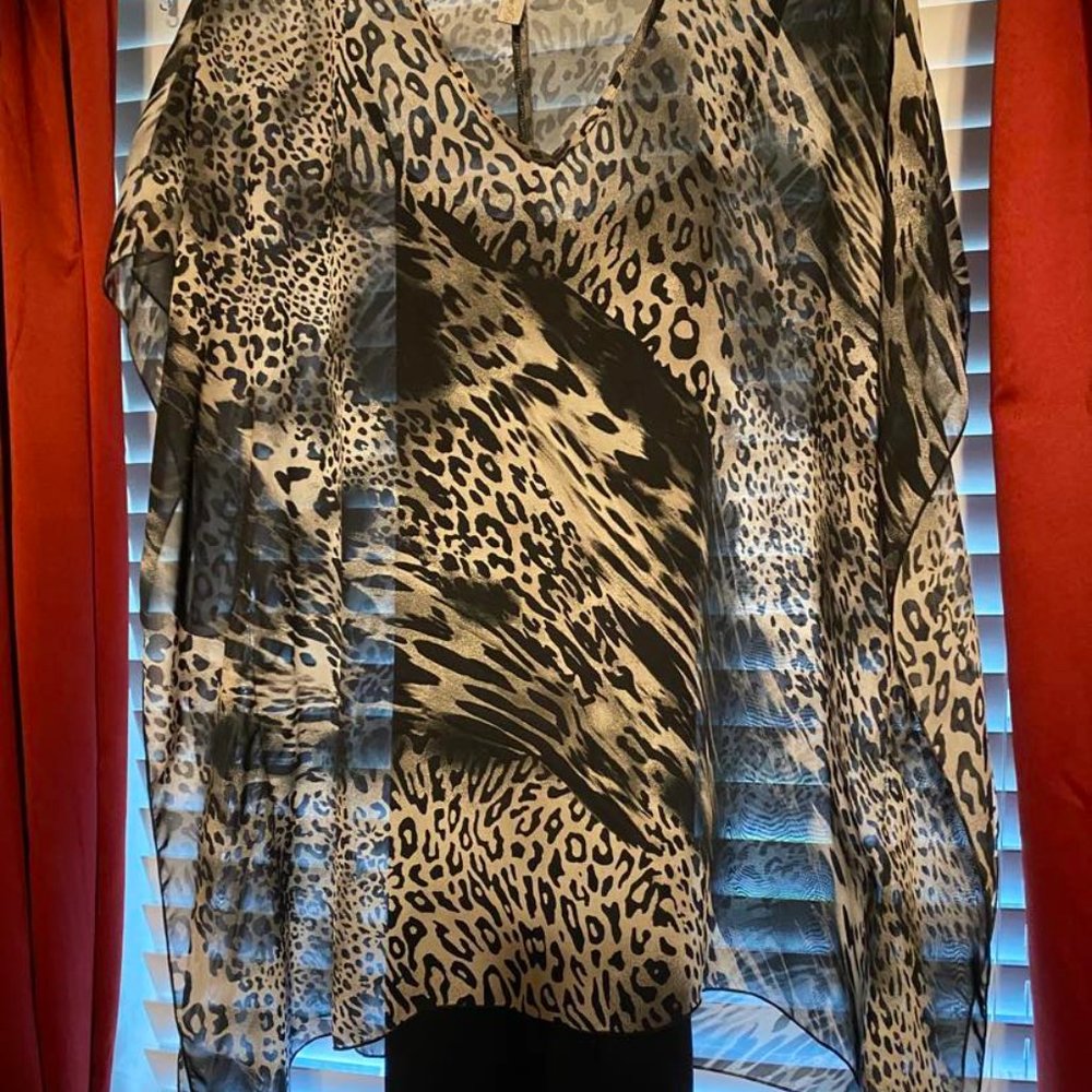 OVERLAY ANIMAL PRINT BLOUSE